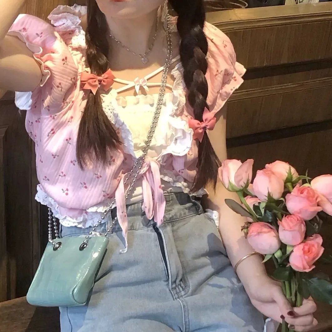 血红溅白纱